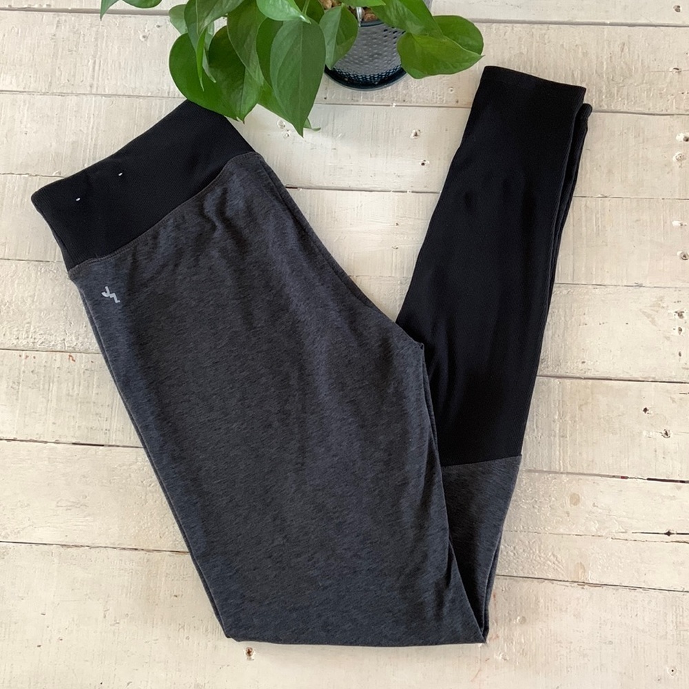 JoyLab Gray & Black Ribbed Leggings